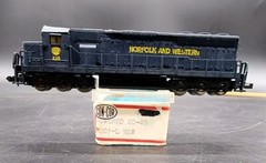 Con-cor N scale locomotive SD-45 2201-L Norfolk And Western Locomotive 🚂