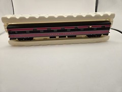 IHC HO Lehigh Valley E8 A/B Set Powered + 2 Passenger Cars -2 Locomotives,2 Cars