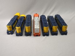 HO scale Athearn Blue Box 7 SANTA FE Locomotive Shells and 1 Dummy