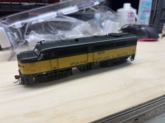 HO Scale Rapido FA-2 Spokane Portland & Seattle 869 ESU LokSound 5 DCC/Sound