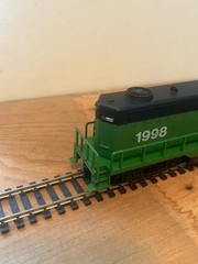 AHM Ho scale burlington northern gp18 locomotive #1998