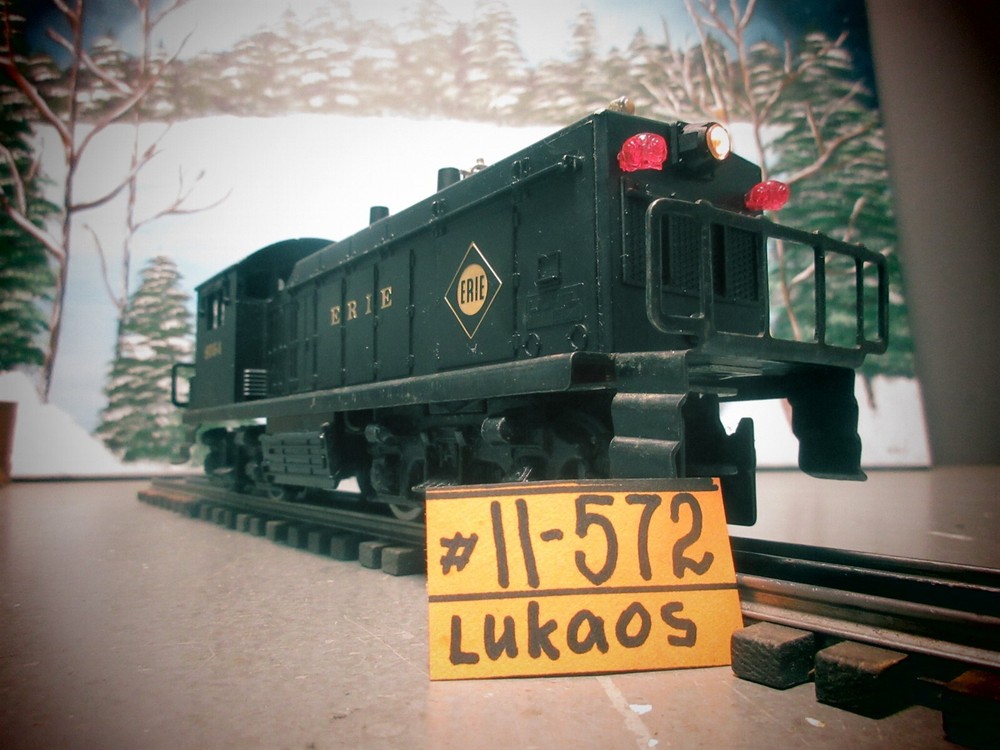 LIONEL TRAINS 8354 ERIE NW-2 SWITCHER- RUNS FINE- 0/027- NO BOX