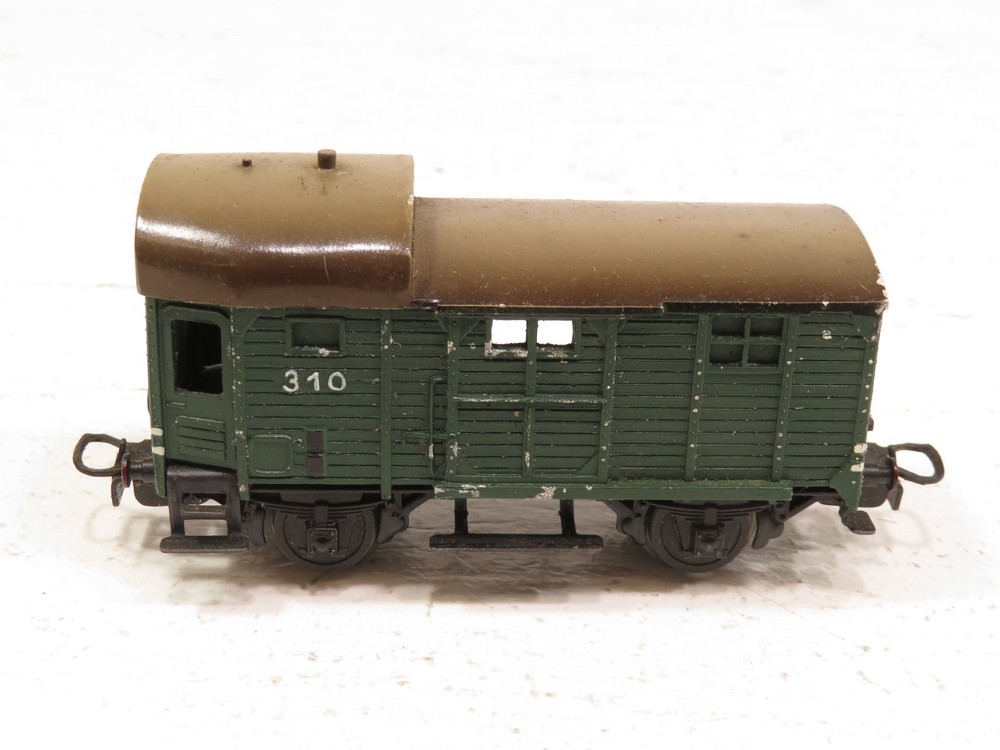 Marklin 310 HO Crew Caboose Cast Metal LN
