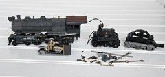 Old Vintage HO Scale Powered Steam Engine Diecast Metal Parts Repair Junkyard