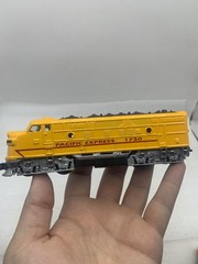 Pacific Express #1730 Locomotive Yellow Toy Train Car BM