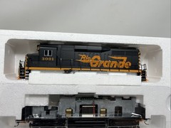 Proto 2000 HO GP30 #21543 Rio Grande #3001 D&RGW NIB Locomotive