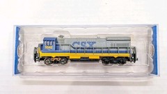 Bachmann #64068 N Diesel U36 B CSX 1 Engine, 2 Wagons & 19 Tracks