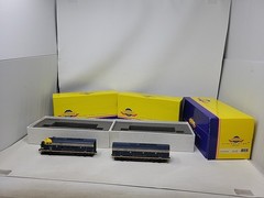 HO Scale Athearn Genesis 0G2502A ATSF Santa Fe F3 A/B Diesel Locomotive Set