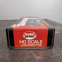 MODEL POWER HO 0-4-0 Locomotive B&O 143 w/ Knuckle Coupler #96505