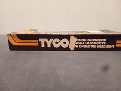 Vintage Tyco Chessie System F-7A Model Diesel Locomotive 4015 HO Scale Train