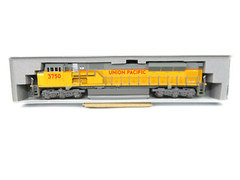 Kato 176-5625 N Scale UP Union Pacific EMD SD90/43MAC Diesel Locomotive #3750