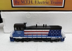 MTH (RAILKING SCALE) GMTX #220 MP15DC SWITCHER DIESEL PS3! 30-21011-1 USA FLAG