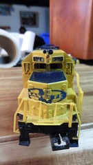N Scare Life Like Sante Fe #3500 Locomotive 2056 Made in Hong Kong