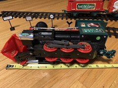EZTEC G GAUGE CHRISTMAS ENGINE SCIENTIFIC NORTH POLE EXPRESS LOCOMOTIVE Set (C4