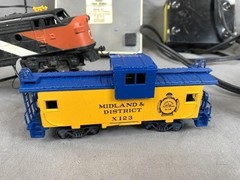 Train Engines (1405 x 2, 4751), Transformers (Robart, Tyco) etc. – lot of 9 pcs