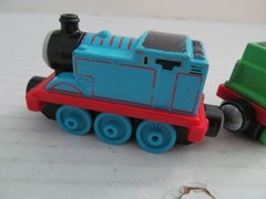 Mattel Thomas and Friends 3-Piece Magnetic Train 2013