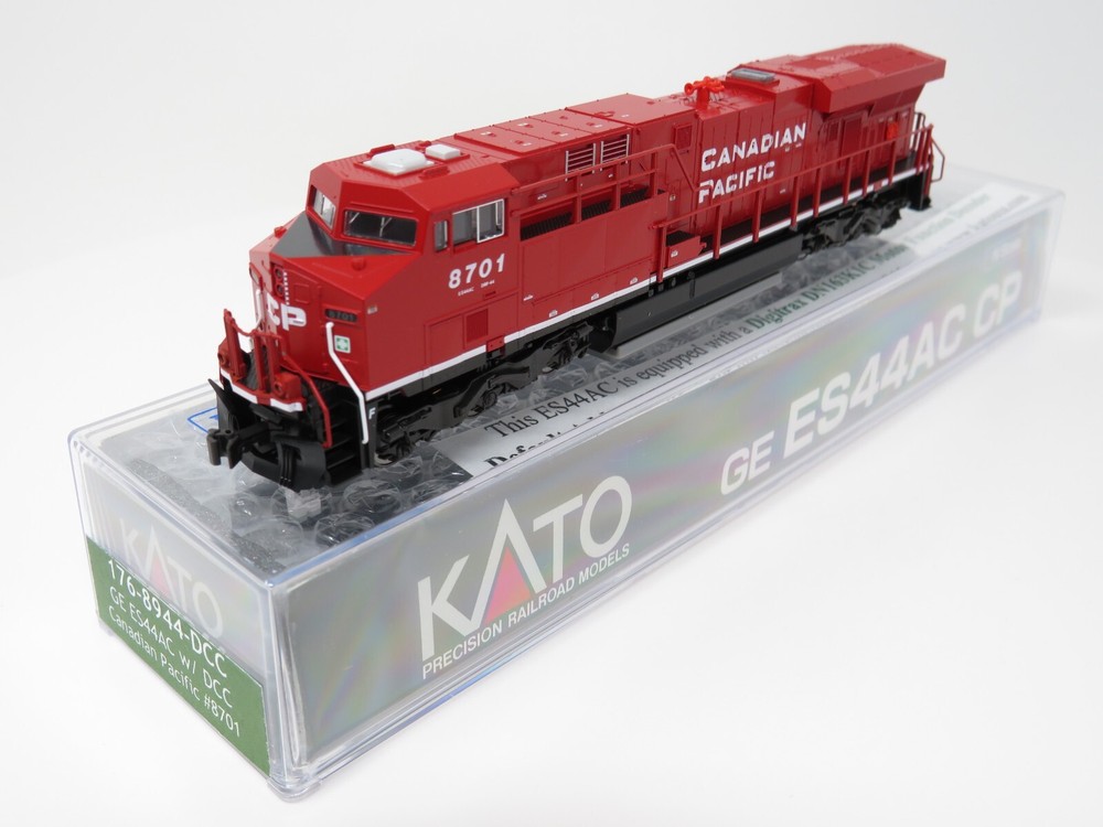 Kato N 176-8944-DCC Canadian Pacific GE ES44AC GEVO Diesel Locomotive Freight
