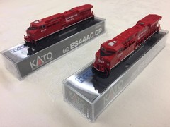 KATO Canadian Pacific – GE ES44AC CP #8706 CP #8759 – NEW