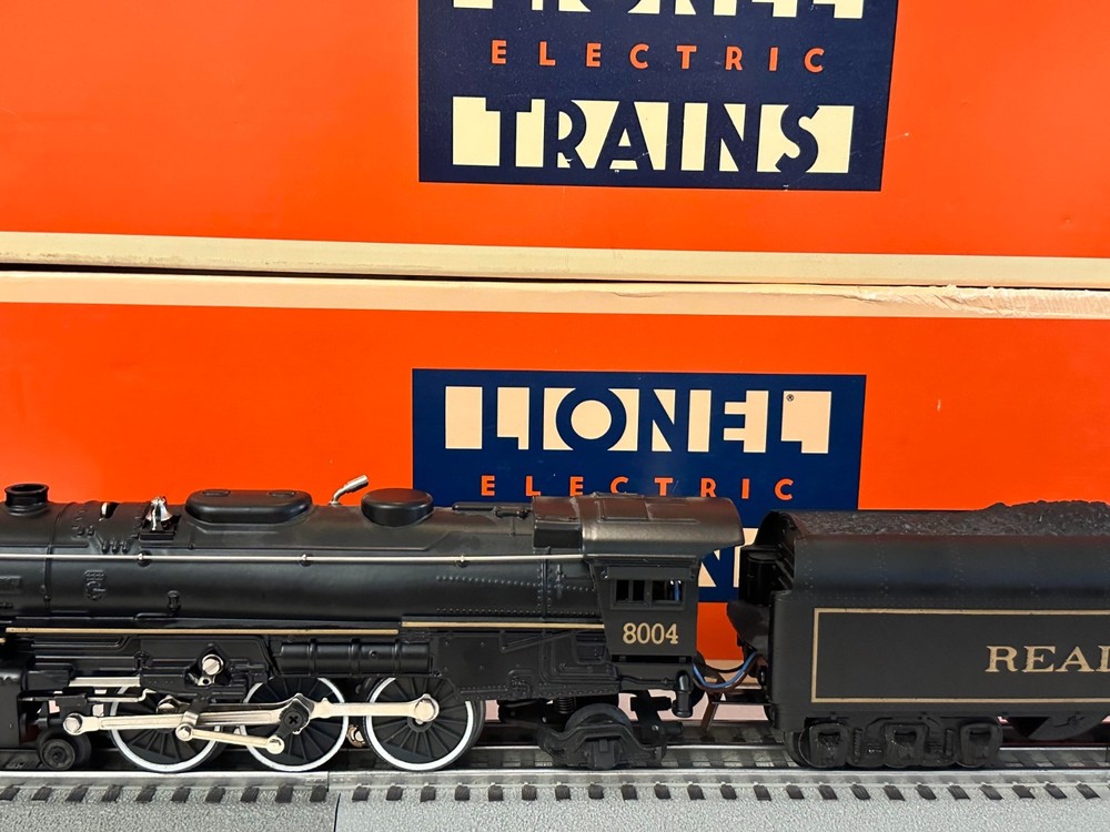 LIONEL 6-18004 READING 4-6-2 LOCOMOTIVE & TENDER #8004
