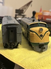 Athearn HO CN F7A Powered F7B Dummy Canadian National Locomotive Set LN Run