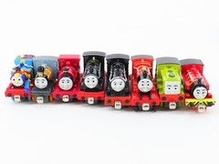 LOT of 30+ Gullane Thomas and Friends Unpowered Locomotives and Cars