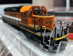 Intermountain Railway SD40-2 Locomotive With Sound BNSF New Image Car# 7888
