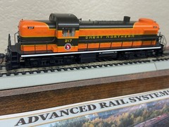 GREAT NORTHERN – ALCO RS-2 ROAD SWITCHER LOCO DC/DCC Ready HO Scale NEW KATO OOP