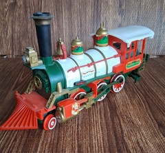 1986 New Bright Christmas Express Train Locomotive Set W/ Bears For Repair