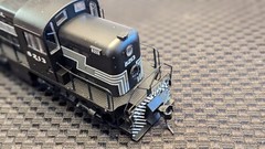 Life-Like HO Switcher Alco RS2 New York Central #8213, Runs great! NIB