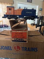 Lionel Postwar 1523 Diesel Switcher Set /6250 Seaboard NW-2