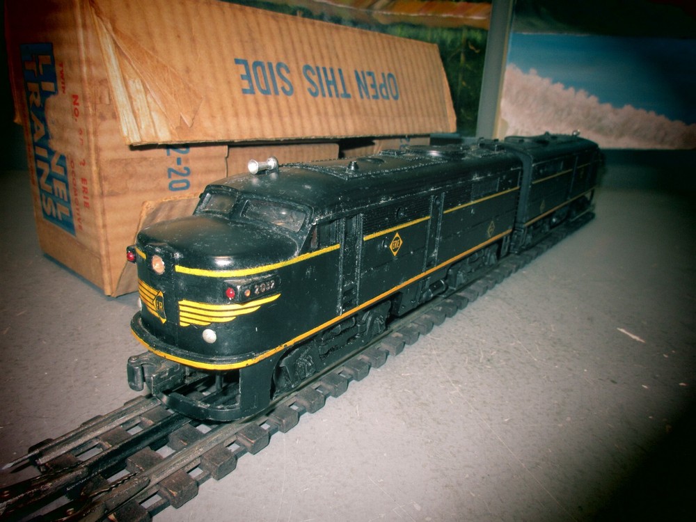 Lionel, O Gauge, 2032, Erie Alco AA’s, Master Carton.