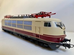 Roco Electric Locomotive BR 103 (3-RAIL AC) 78211 LNIB