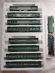 Rivarossi Crescent Limited 4-6-2 Locomotive 5401 & 1920s passenger cars HO NEW