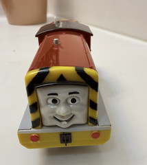 Gullane Thomas & Friends Salty HO 1:87 Diesel Loco DC Analog 0-4-0 036E0 YR2006