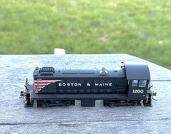 Atlas Boston and Maine Railroad B&M Alco S2 Diesel Locomotive HO Scale