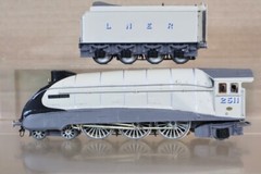 SOUTH EASTERN FINECAST KIT BUILT LNER 4-6-2 CLASS A4 LOCO 2511 SILVER KING ol