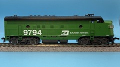 Atlas HO Burlington Northern FP7 9794 Powered Diesel Made in Austria As Is
