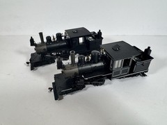 2x Bachmann Spectrum On30 Two Truck Painted Unlettered DCC & Sound