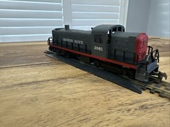 HO AHM SP SOUTHER PACIFIC RS-2 POWERED LOCOMOTIVE # 2061 YUGOSLAVIA