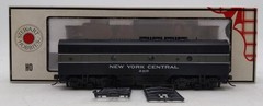 Stewart 8125 HO New York Central F3b Unpowered Diesel Locomotive #2410 LN/Box