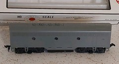 Stewart/Kato F3B Phase IV Powered Undecorated HO Scale 8401 NIOB