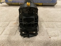 AHM HO Scale Alco C-424 Diesel Locomotive Undecorated B27