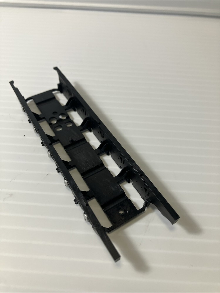 MTH HO Inside Frame Not Sure What Model It Belongs , Read , Read Pls