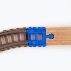 TrackMaster (2014+) to Wooden Railway Train Track Adapter 2pcs