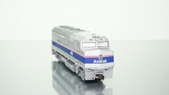 Walthers Trainline F40PH Amtrak Ph4 404 HO scale