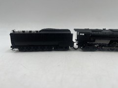N Scale Athearn 11800 Union Challenger Unlettered 4-6-6-4 w/DCC Tsunami
