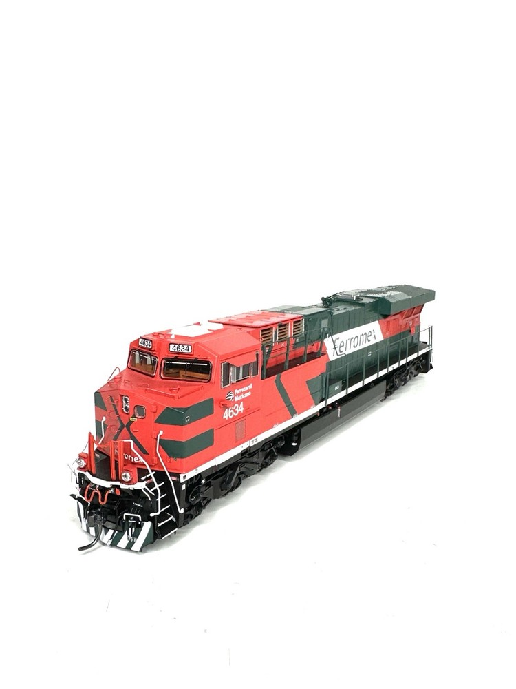 ScaleTrains SXT 33076 HO GE ES44AC Ferromex DCC/Custom SoundTraxx Sound/