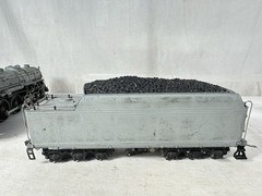 RARE Lionel Original Prewar #700K Scale Hudson Loco and Tender in Primer Gray!