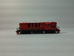 Walthers 910-20484 HO Scale EMD GP9 HH PH II Locomotive DCC+Sound DT&I#981