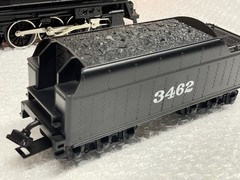 Lionel 6-28009 A.T.&S.F. Santa Fe Hudson 4-6-4 Steam Locomotive & Tender #3462